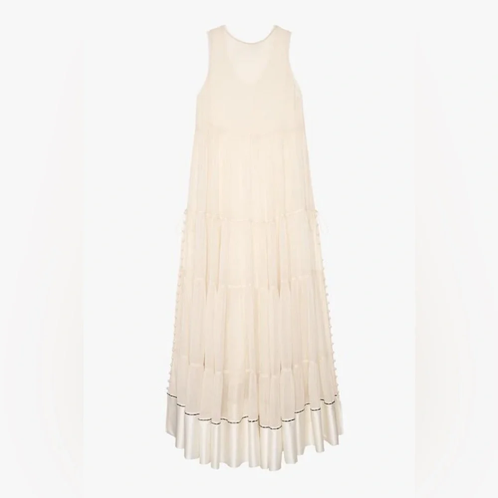 Zara collection 2023 Slip Dress
Cream Maxi Dress
Zara studio - Picture 2 of 16